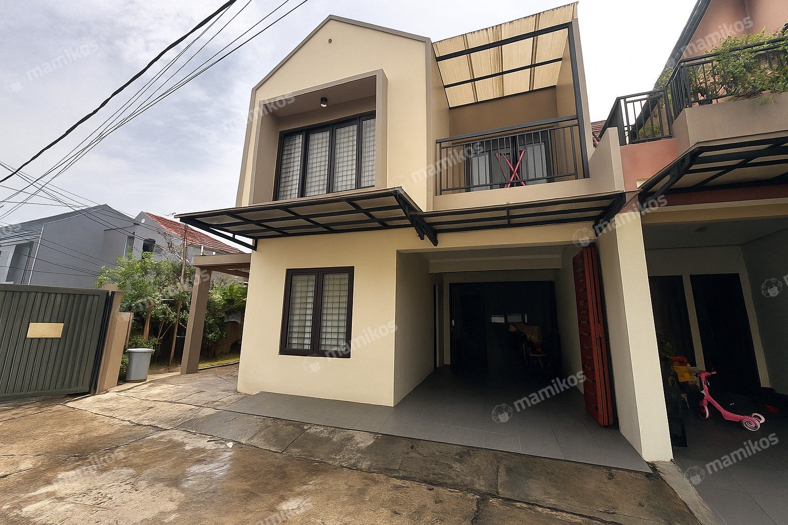 Rumah Sertifikat SHM 4 Kamar Tidur 4 Kamar Mandi Pasar Rebo Jakarta Timur - Photo 2