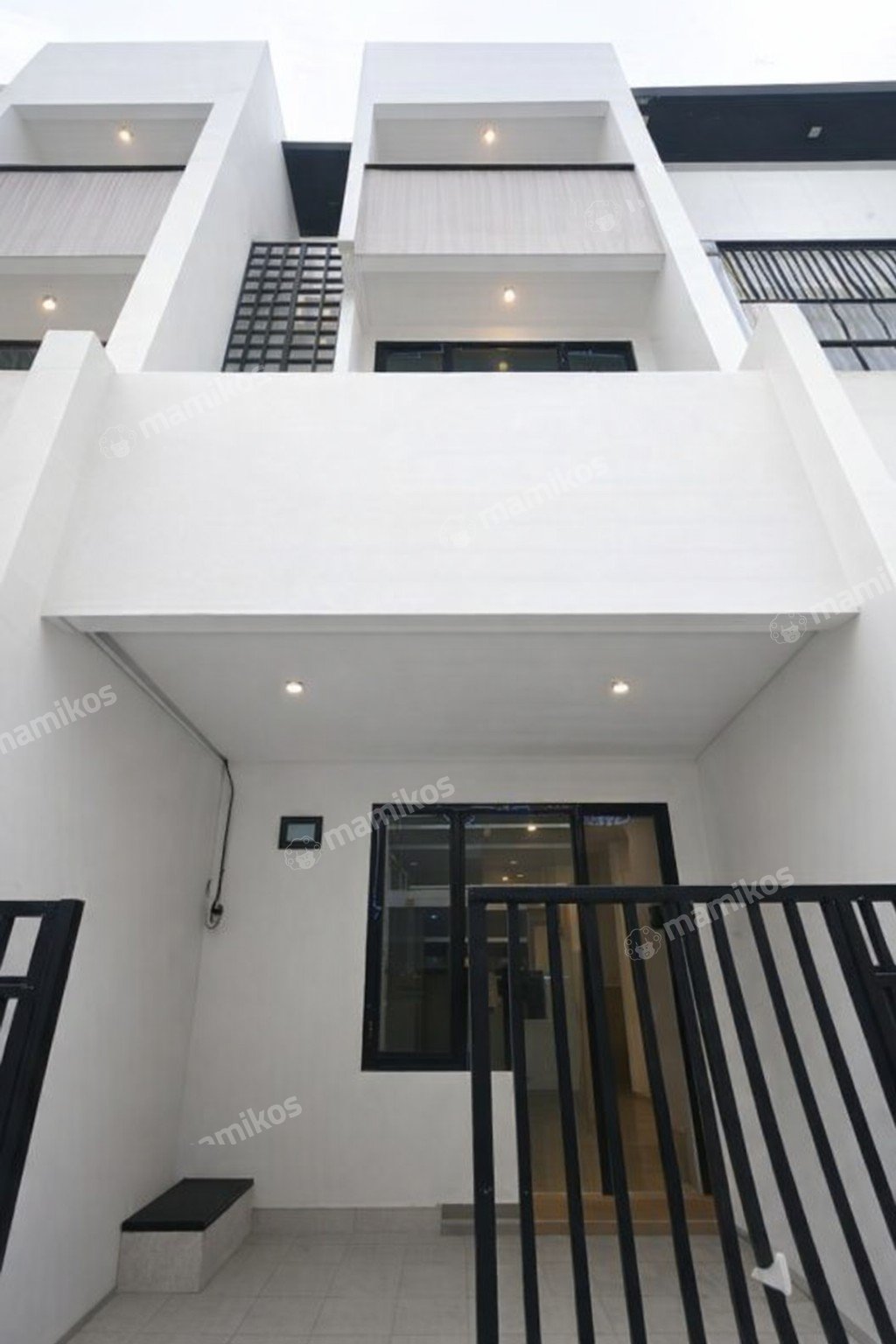 Rumah Sertifikat SHM 4 Kamar Tidur 3 Kamar Mandi Tanjung Duren Jakarta Barat - Photo 2