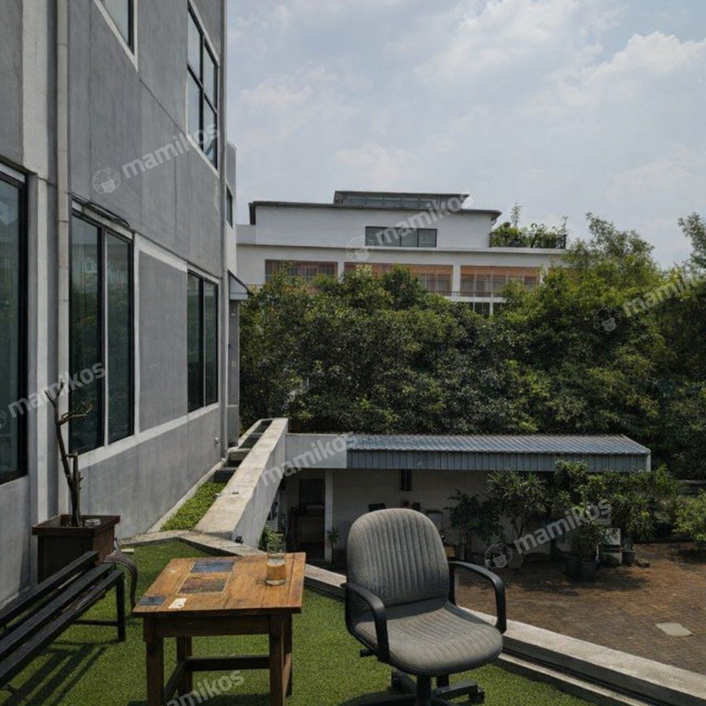 Rumah Sertifikat HGB 40 Kamar Tidur 40 Kamar Mandi Palmerah Jakarta Barat - Photo 2