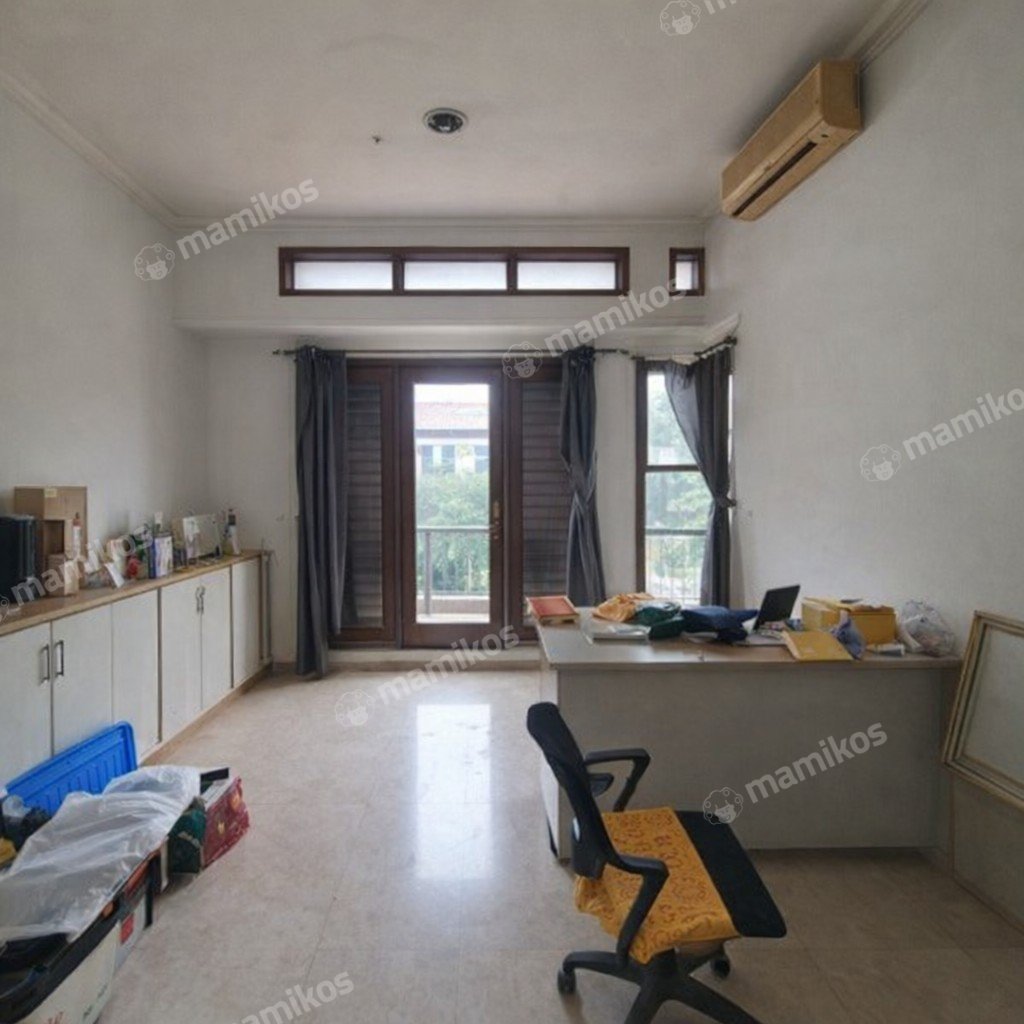 Rumah Sertifikat SHM 6 Kamar Tidur 5 Kamar Mandi Pondok Indah Jakarta Selatan - Photo 2