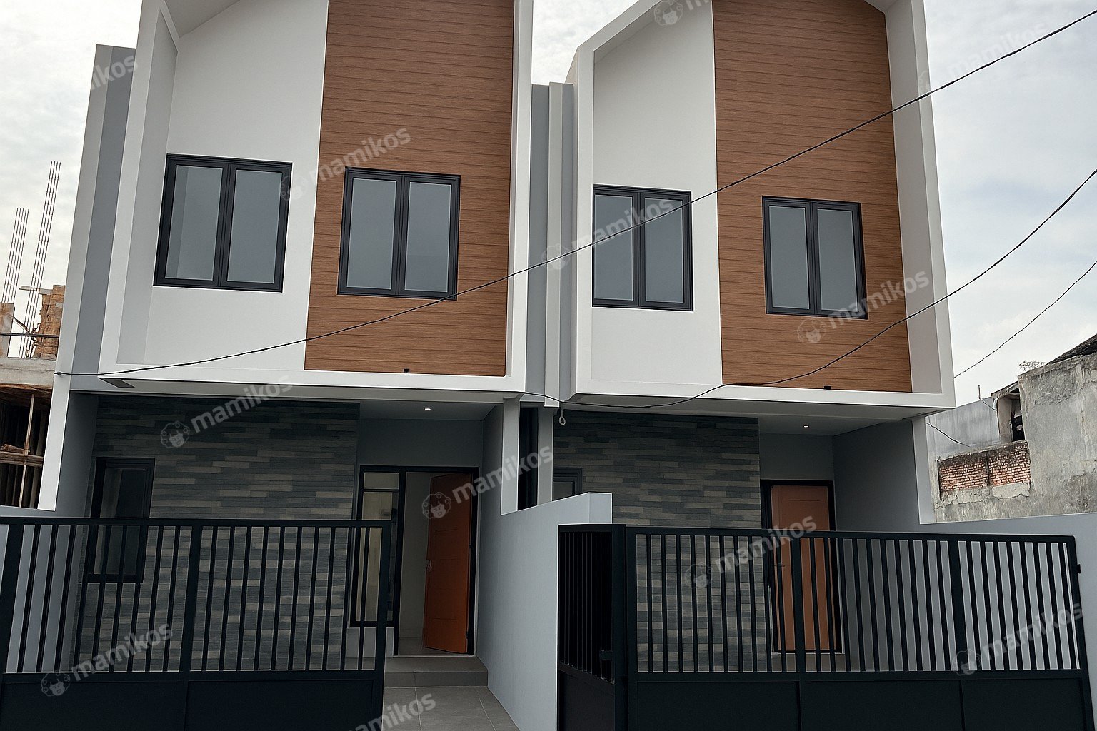 Rumah Sertifikat SHM 4 Kamar Tidur 3 Kamar Mandi Kav DKI Jakarta Barat