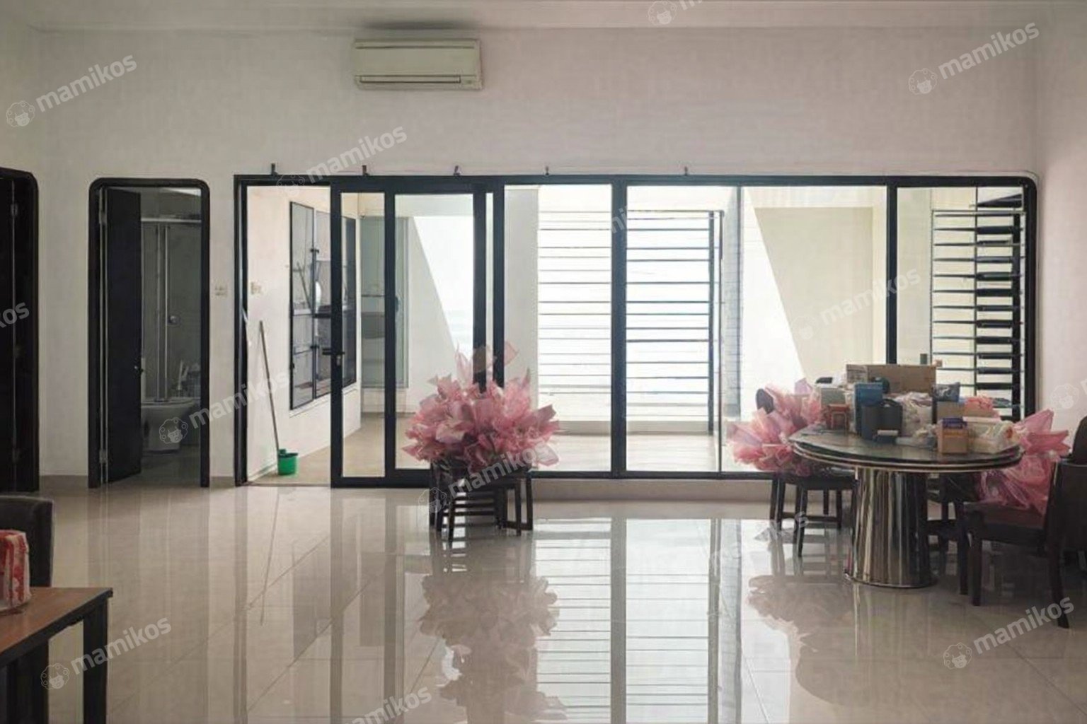 Rumah Sertifikat SHM 4 Kamar Tidur 2 Kamar Mandi Sunrise Garden Jakarta Barat - Photo 3