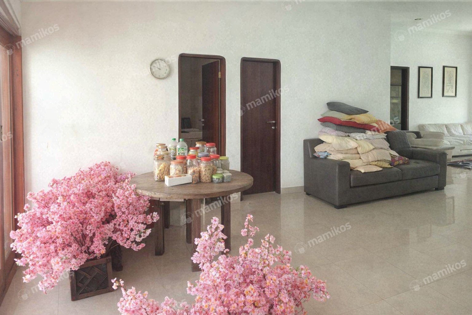 Rumah Sertifikat SHM 4 Kamar Tidur 2 Kamar Mandi Sunrise Garden Jakarta Barat - Photo 4