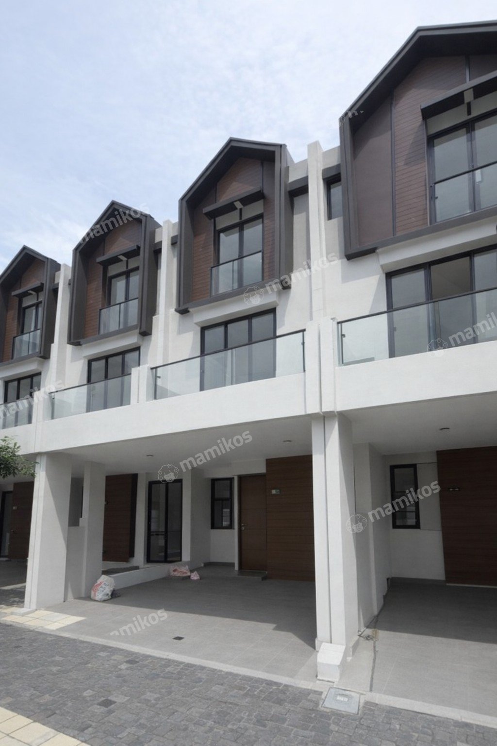 Rumah Sertifikat PPJB 3 Kamar Tidur 2 Kamar Mandi Pantai Indah Kapuk 2 Jakarta Utara - Photo 4