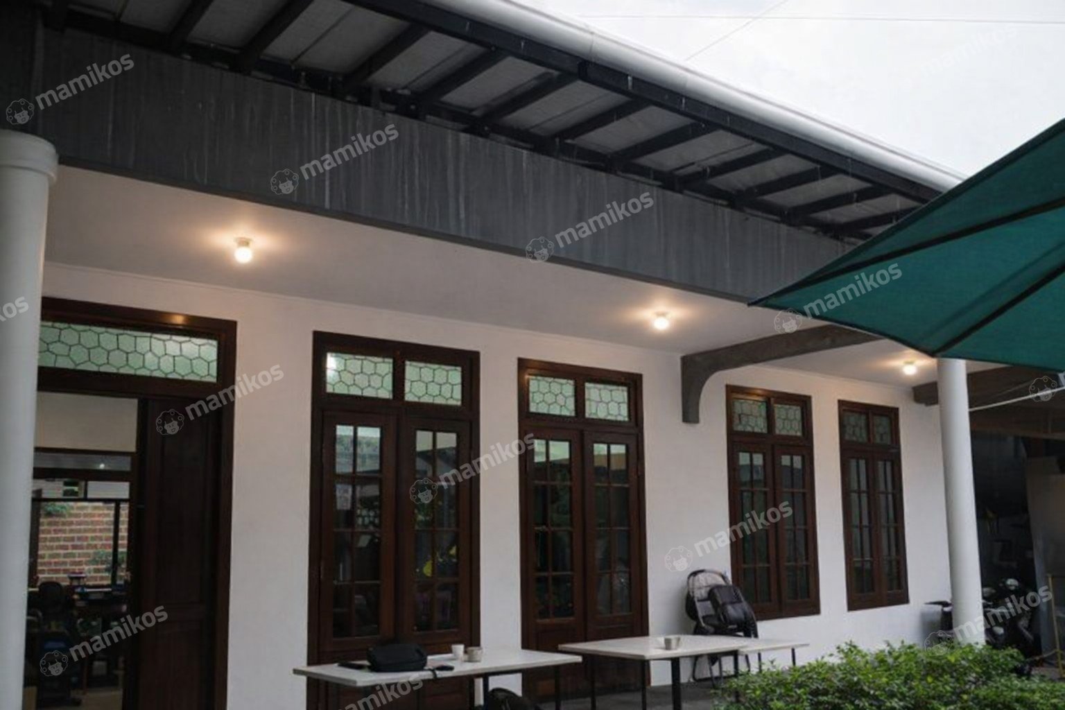 Rumah Sertifikat SHM 3 Kamar Tidur 2 Kamar Mandi Senopati Jakarta Selatan - Photo 2