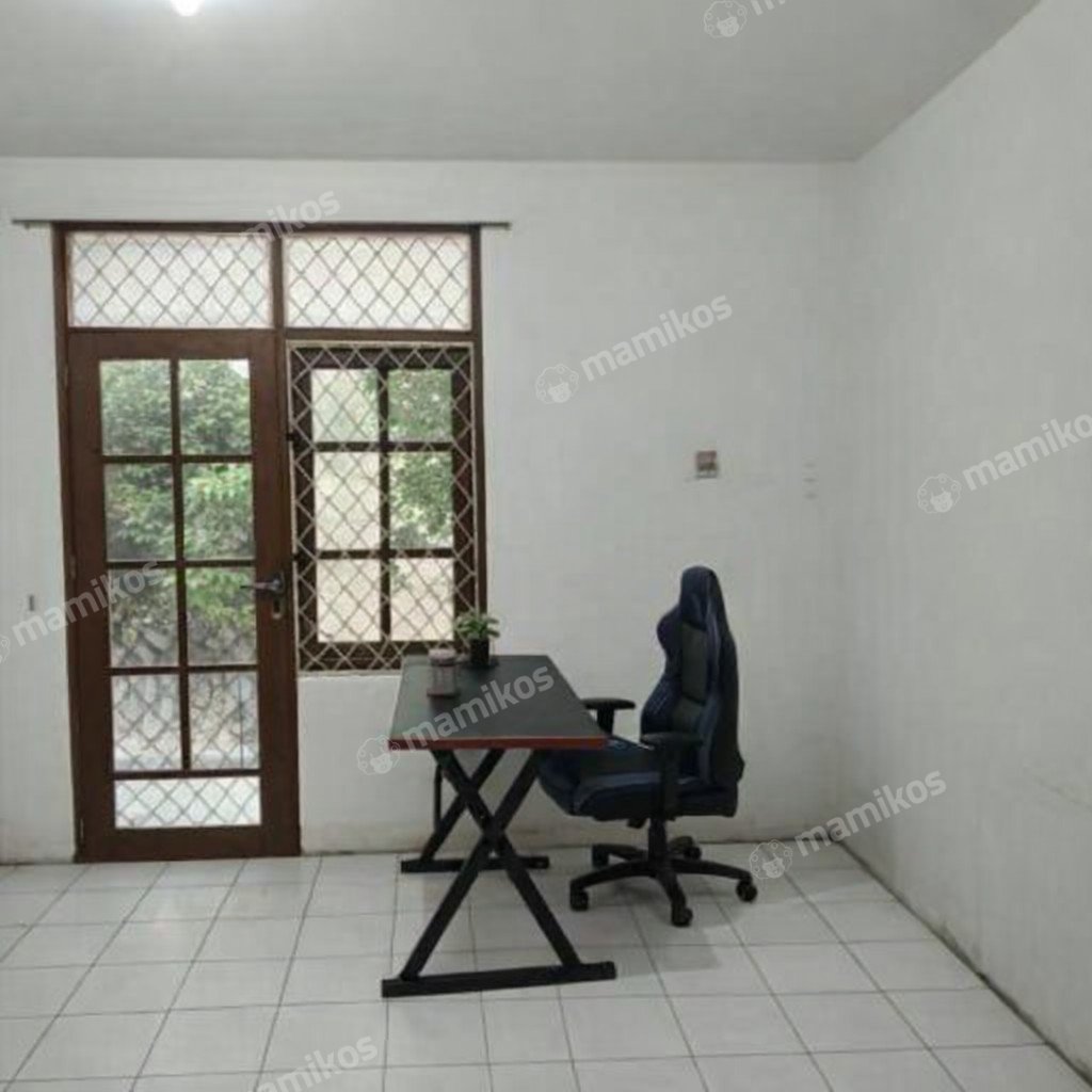 Rumah Sertifikat SHM 9 Kamar Tidur 3 Kamar Mandi Kelapa Gading Jakarta Utara - Photo 5
