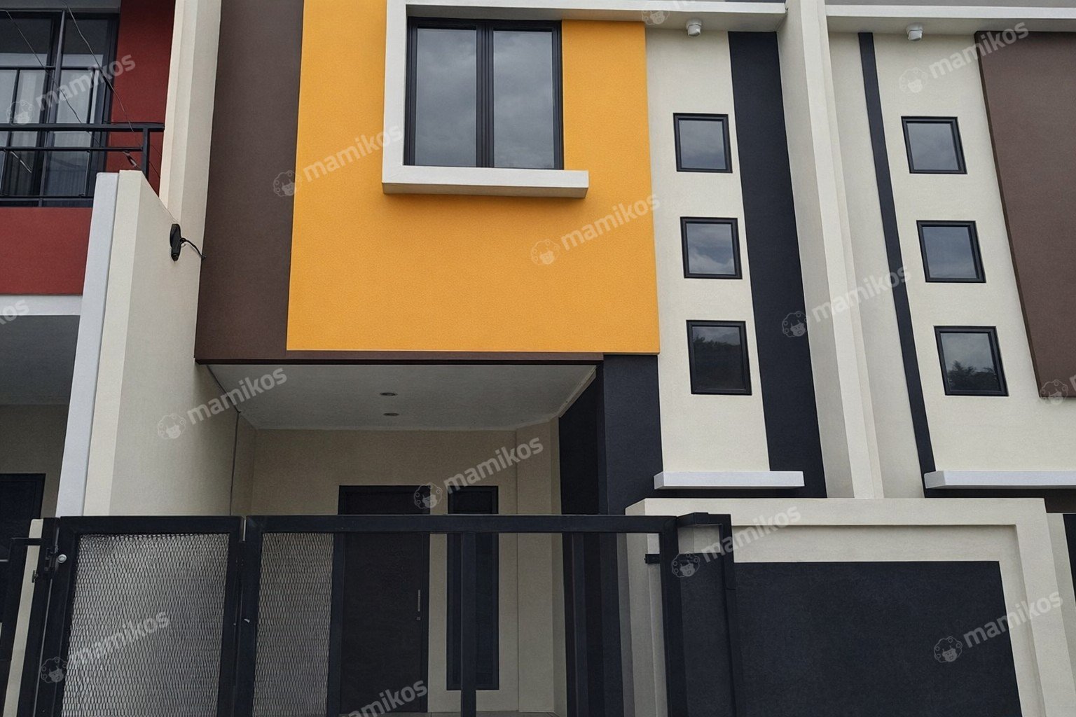 Rumah Sertifikat SHM 3 Kamar Tidur 3 Kamar Mandi Citra Garden Jakarta Barat