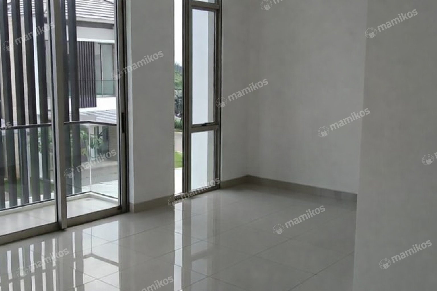 Rumah Baru Pantai Indah Kapuk 2 Jakarta Utara
