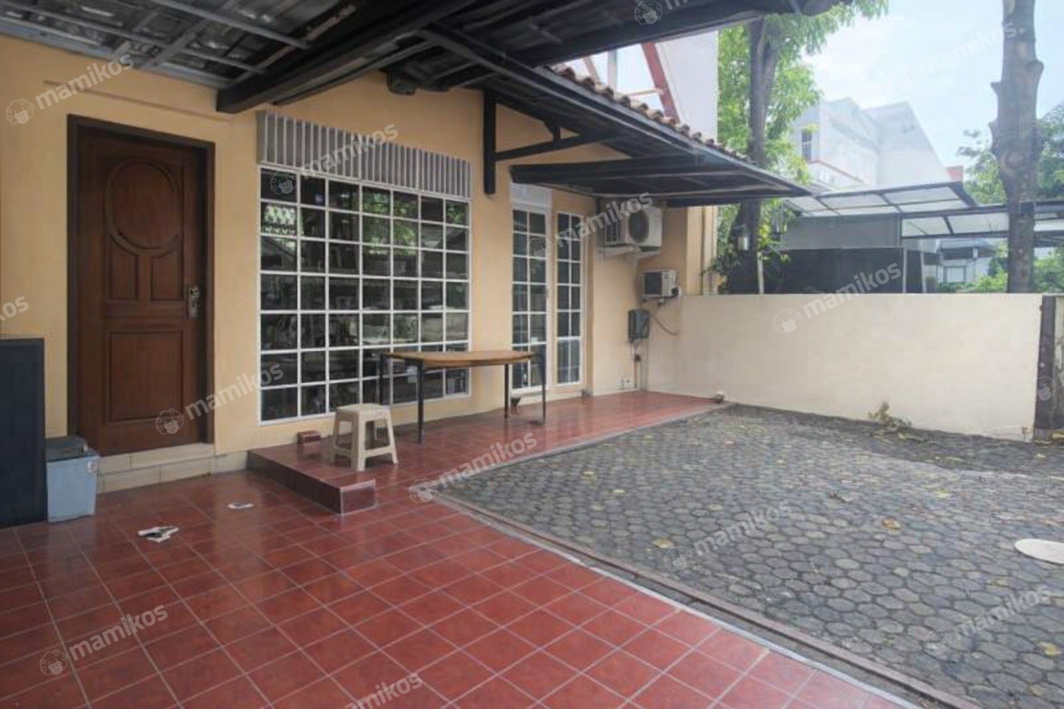 Rumah Sertifikat SHM 6 Kamar Tidur 3 Kamar Mandi Puri Indah Jakarta Barat - Photo 2