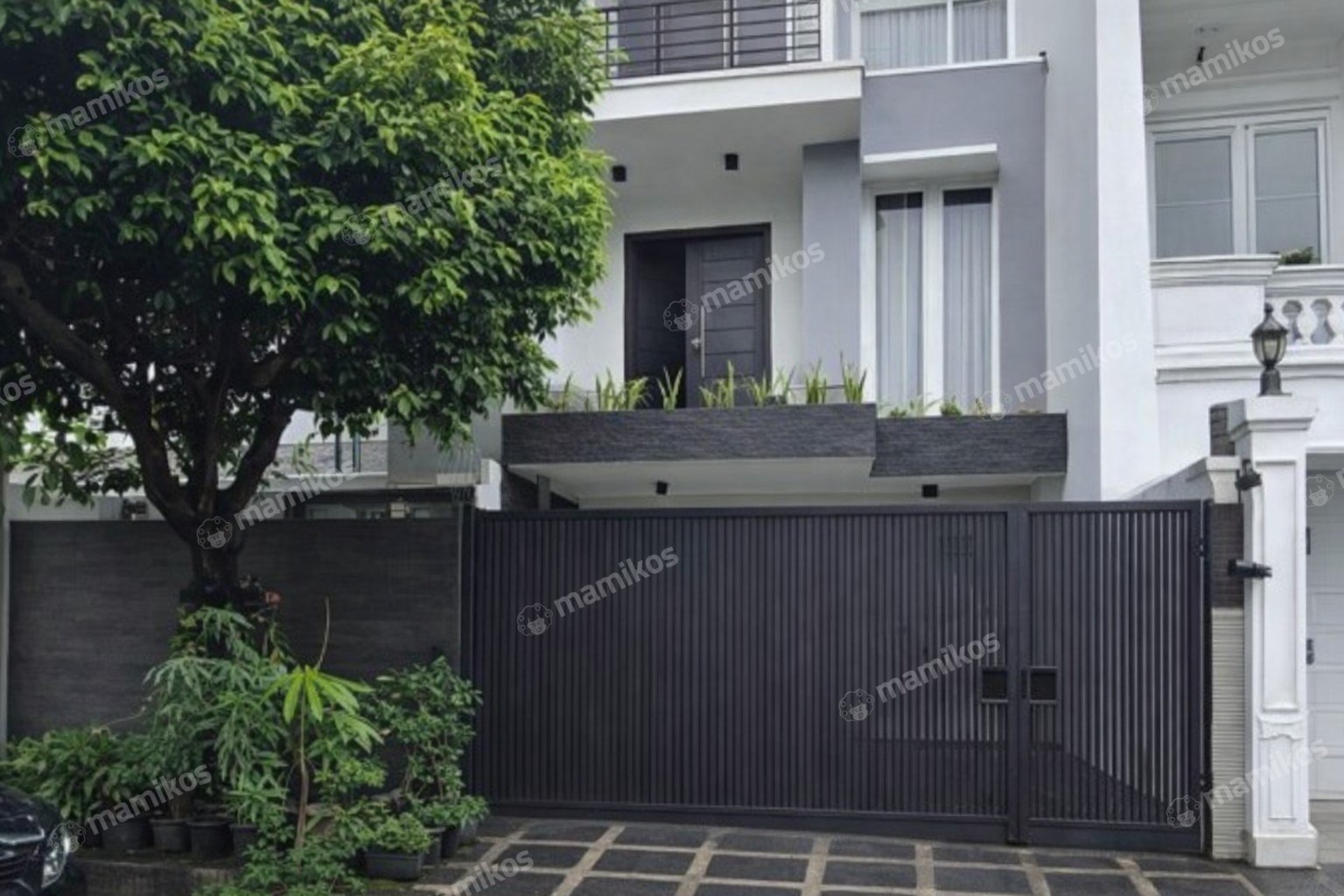 Rumah Sertifikat SHM 5 Kamar Tidur 3 Kamar Mandi Kembangan Jakarta Barat
