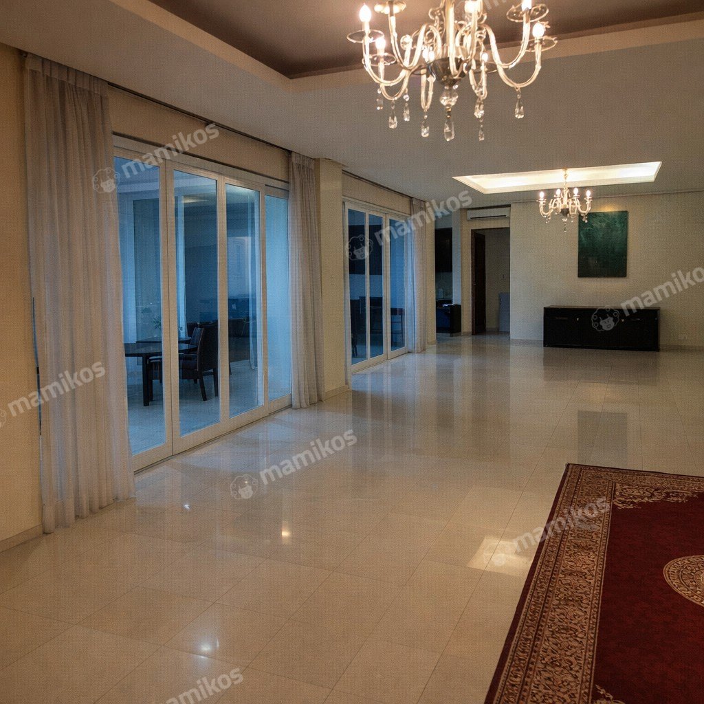 Rumah Sertifikat SHM 6 Kamar Tidur 6 Kamar Mandi Kebayoran Baru Jakarta Selatan - Photo 4
