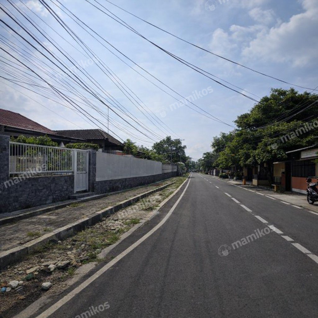Rumah Sertifikat SHM 4 Kamar Tidur 2 Kamar Mandi Jatiwaringin Jakarta Timur - Photo 4