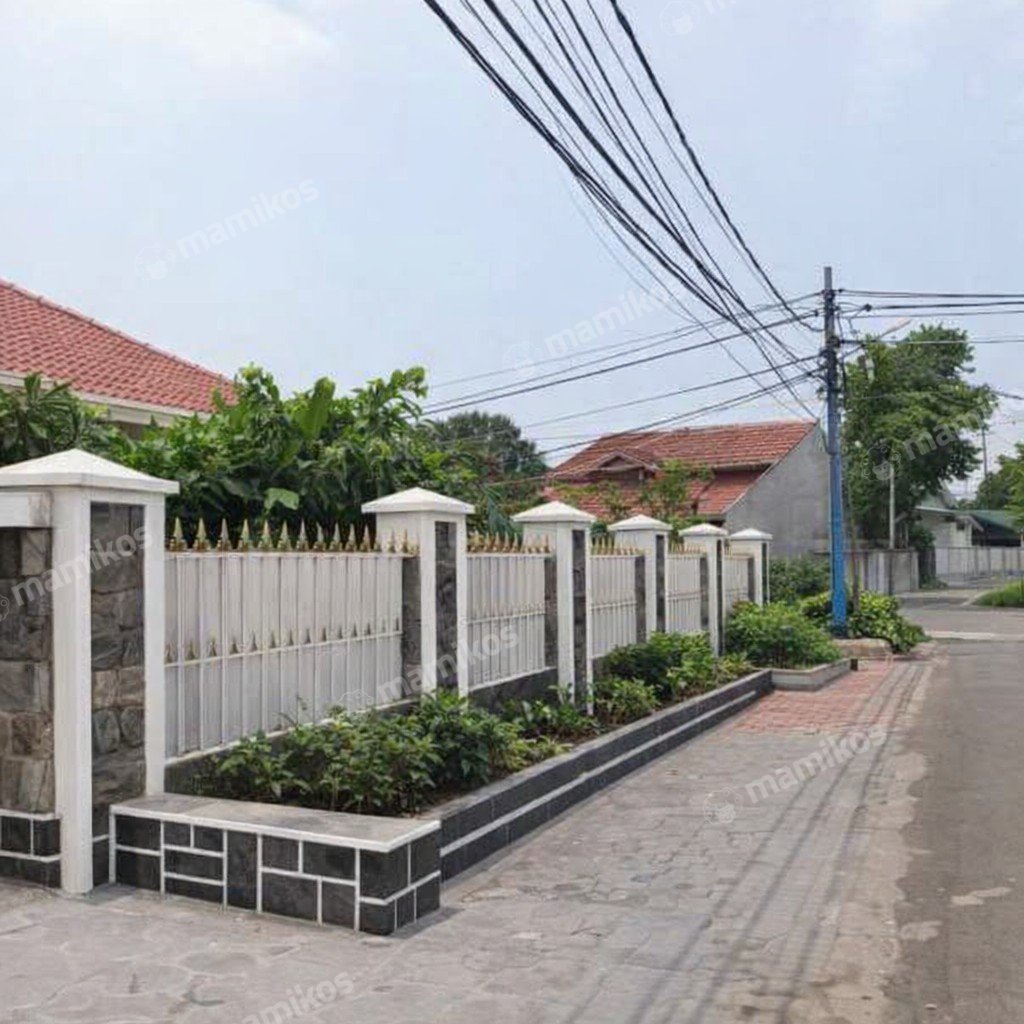 Rumah Sertifikat SHM 4 Kamar Tidur 2 Kamar Mandi Jatiwaringin Jakarta Timur - Photo 5