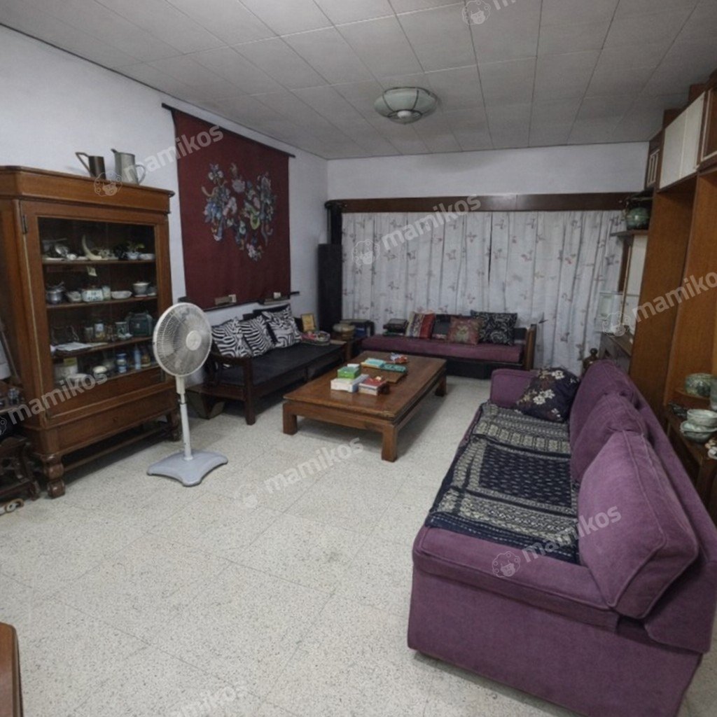 Rumah Sertifikat SHM 4 Kamar Tidur 2 Kamar Mandi Radio Dalam Jakarta Selatan - Photo 2