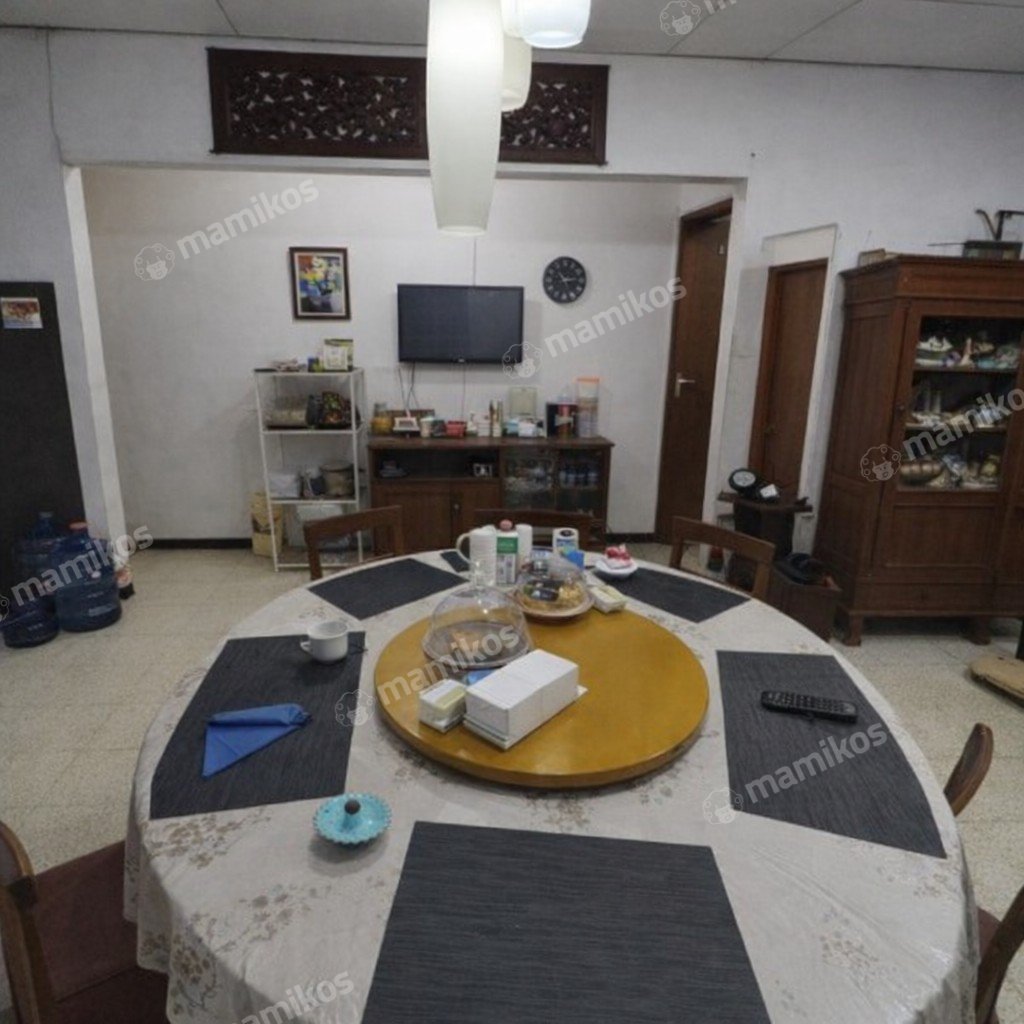 Rumah Sertifikat SHM 4 Kamar Tidur 2 Kamar Mandi Radio Dalam Jakarta Selatan - Photo 3