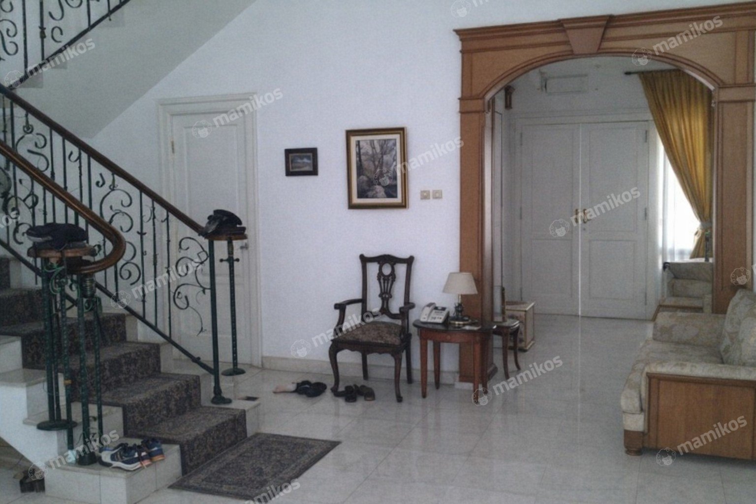 Rumah Sertifikat SHM 4 Kamar Tidur 4 Kamar Mandi Senopati Jakarta Selatan - Photo 2
