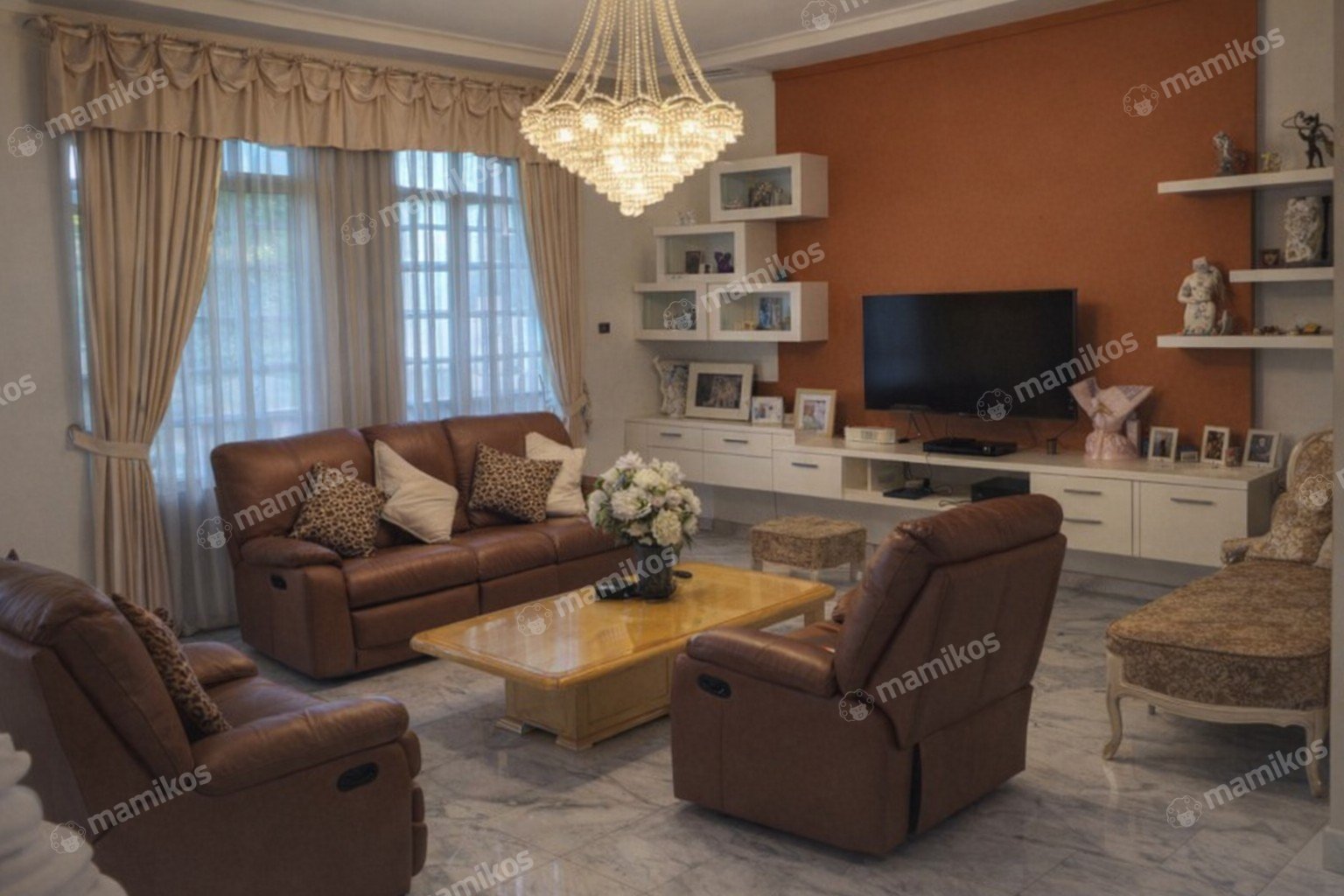 Rumah 5 Kamar Tidur 4 Kamar Mandi 2 Lantai Pluit Jakarta Utara