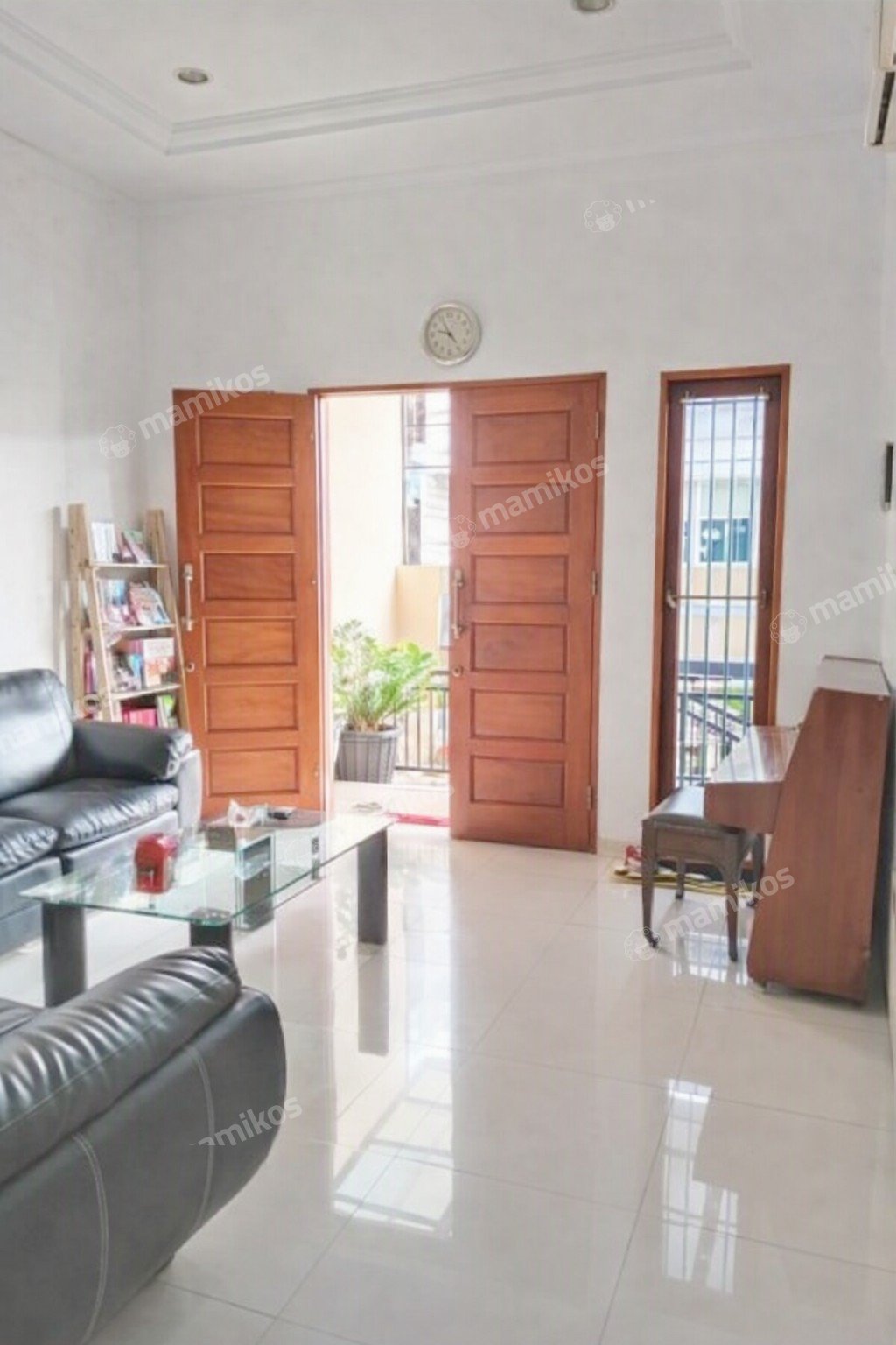 Rumah Sertifikat SHM 5 Kamar Tidur 4 Kamar Mandi Muara Karang Jakarta Utara - Photo 3