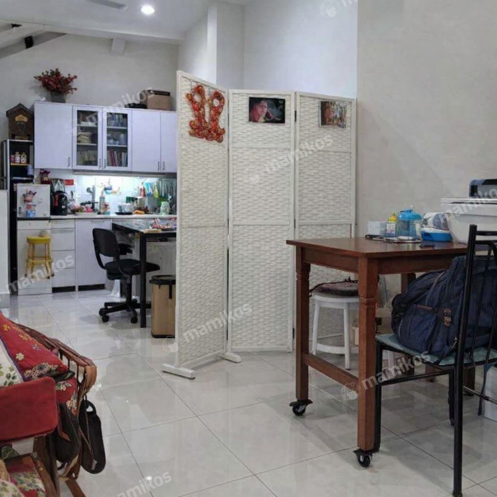 Rumah Sertifikat SHM 4 Kamar Tidur 4 Kamar Mandi Jelambar Jakarta Barat - Photo 2
