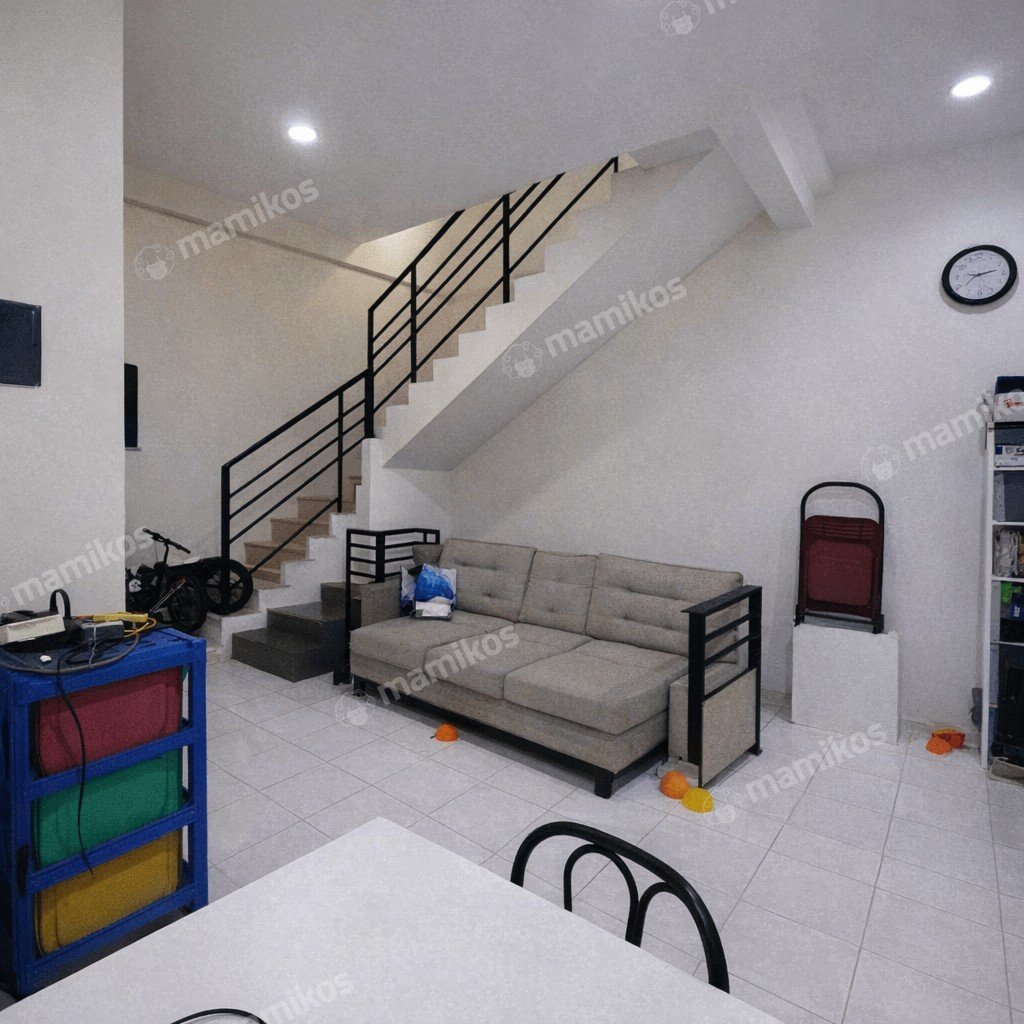 Rumah Sertifikat SHM 4 Kamar Tidur 4 Kamar Mandi Jelambar Jakarta Barat - Photo 4