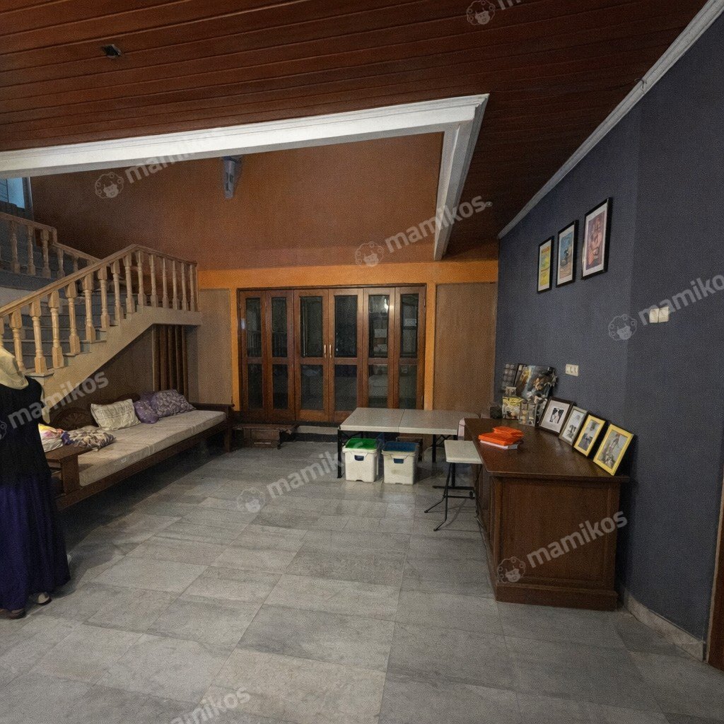 Rumah Sertifikat SHM 5 Kamar Tidur 5 Kamar Mandi Intercon Jakarta Barat - Photo 5