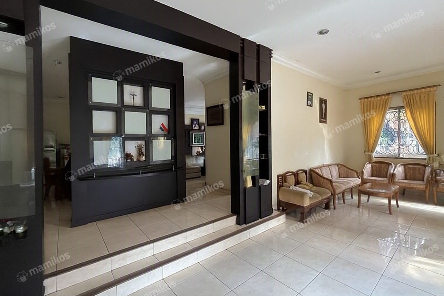 Rumah Sertifikat SHM 6 Kamar Tidur 4 Kamar Mandi Kelapa Gading Jakarta Utara