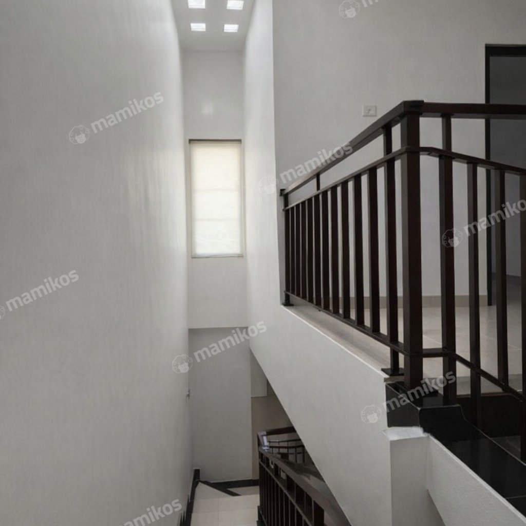 Rumah Sertifikat SHM 4 Kamar Tidur 3 Kamar Mandi Sunrise Garden Jakarta Barat - Photo 3
