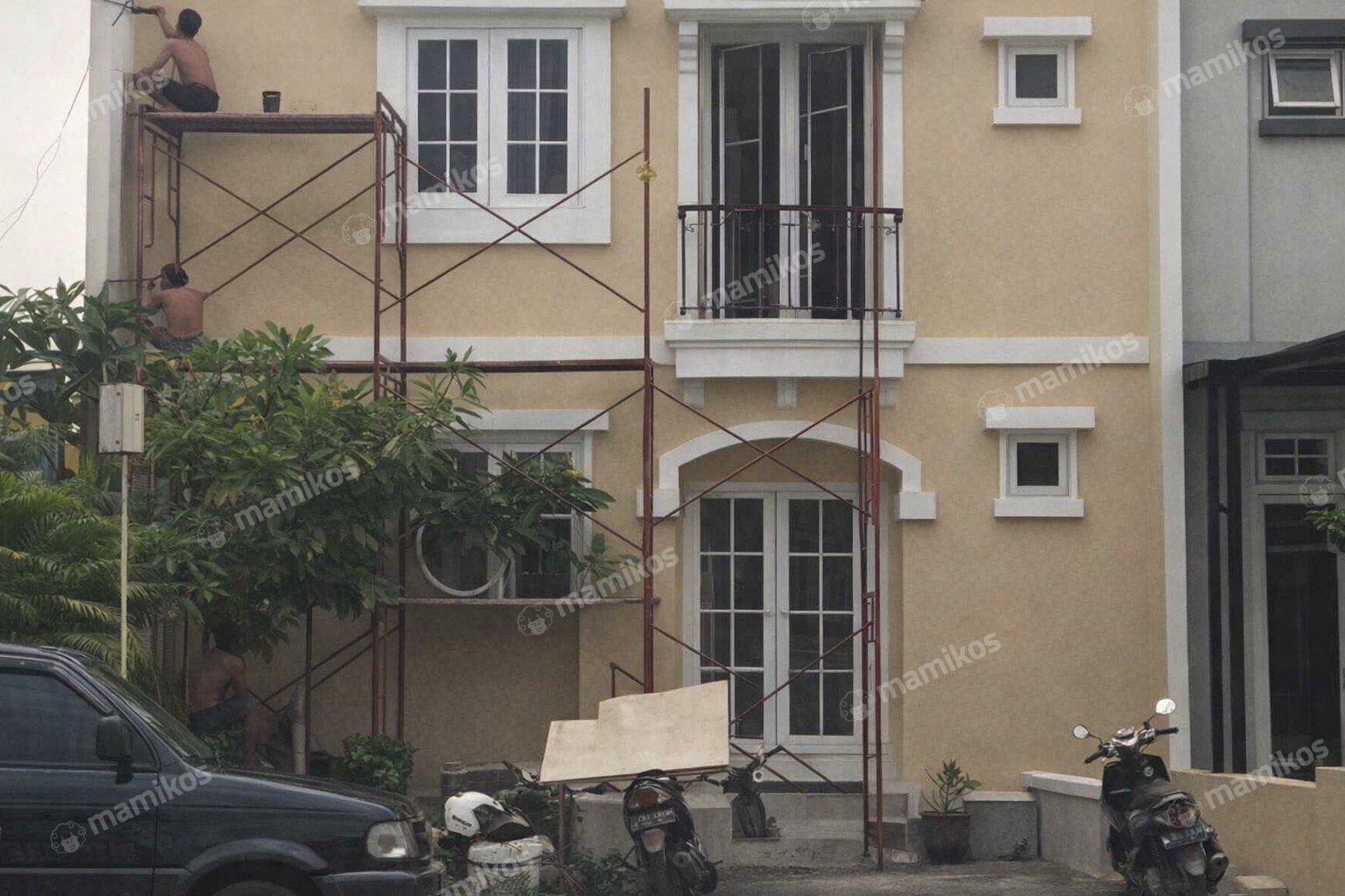 Rumah Sertifikat SHM 3 Kamar Tidur 3 Kamar Mandi Joglo Jakarta Barat