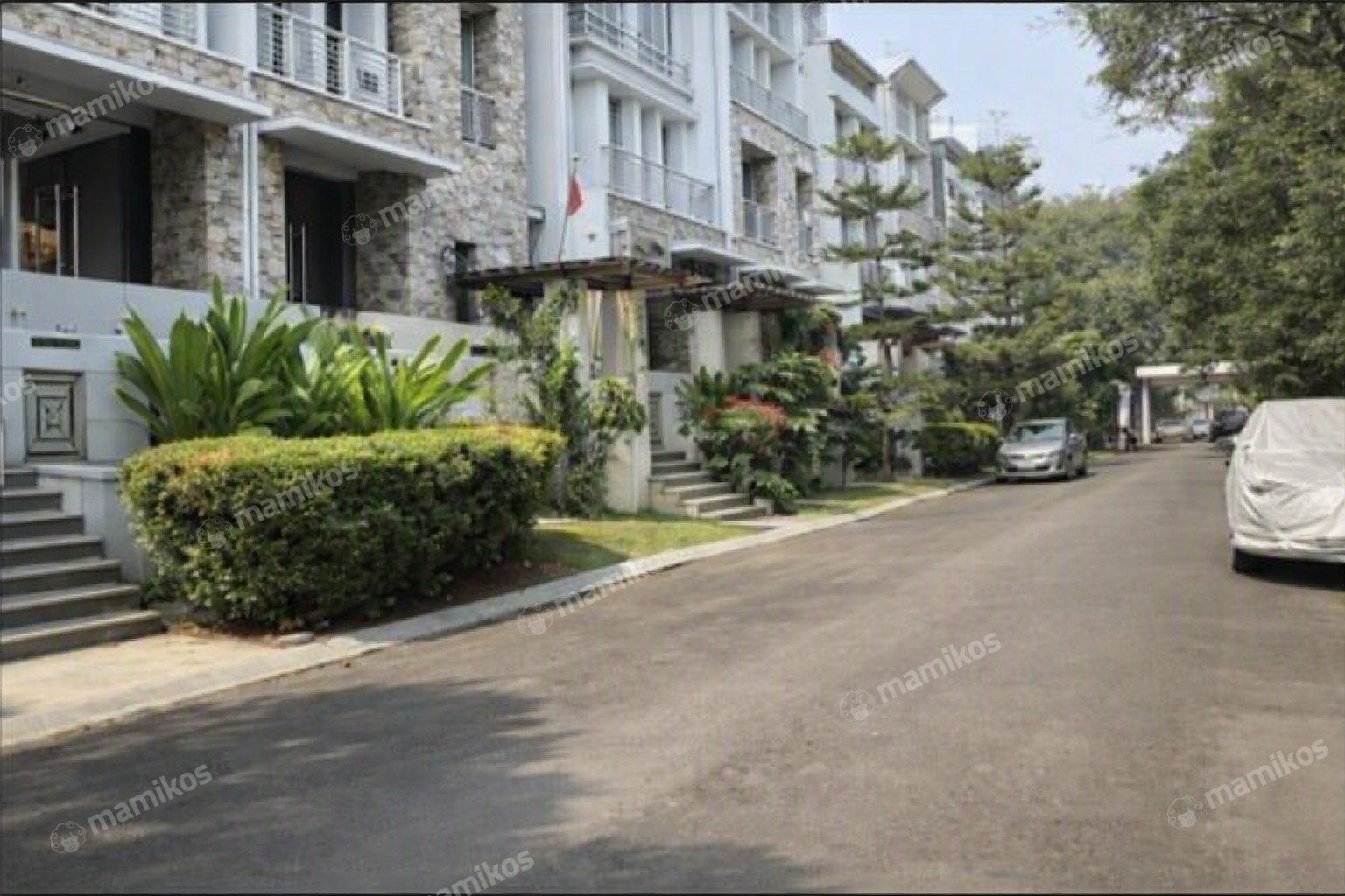 Rumah Sertifikat SHM 5 Kamar Tidur 3 Kamar Mandi Kelapa Gading Jakarta Utara - Photo 2