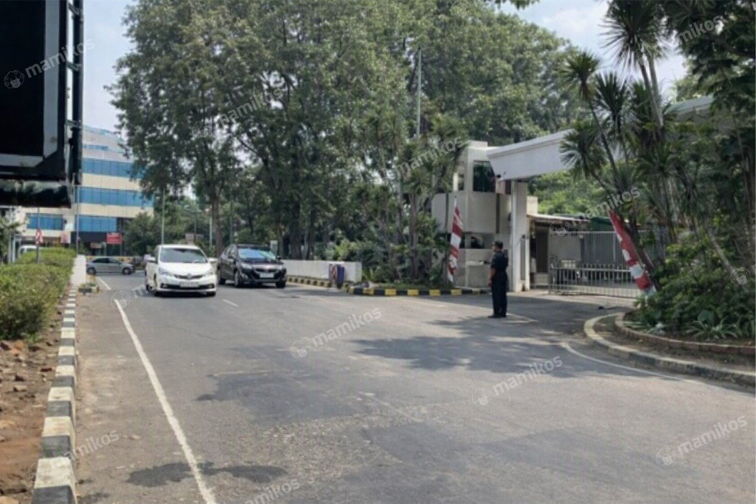 Rumah Sertifikat SHM 5 Kamar Tidur 3 Kamar Mandi Kelapa Gading Jakarta Utara - Photo 3