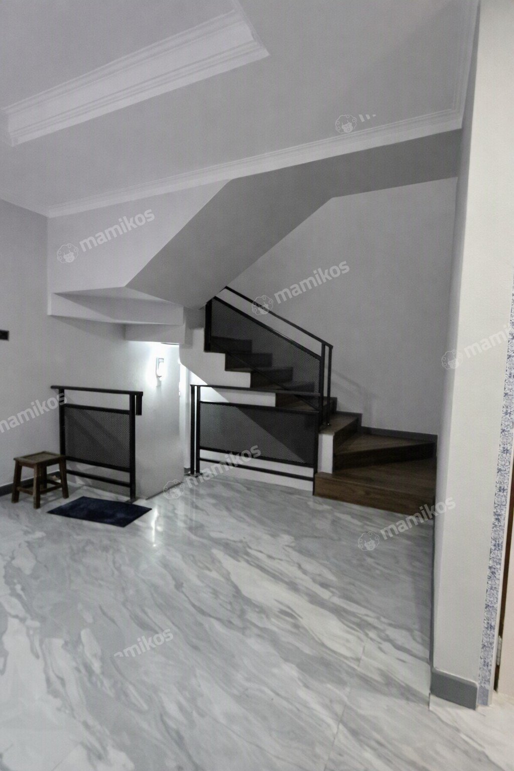 Rumah Sertifikat SHM 3 Kamar Tidur 3 Kamar Mandi Kelapa Gading Jakarta Utara - Photo 2