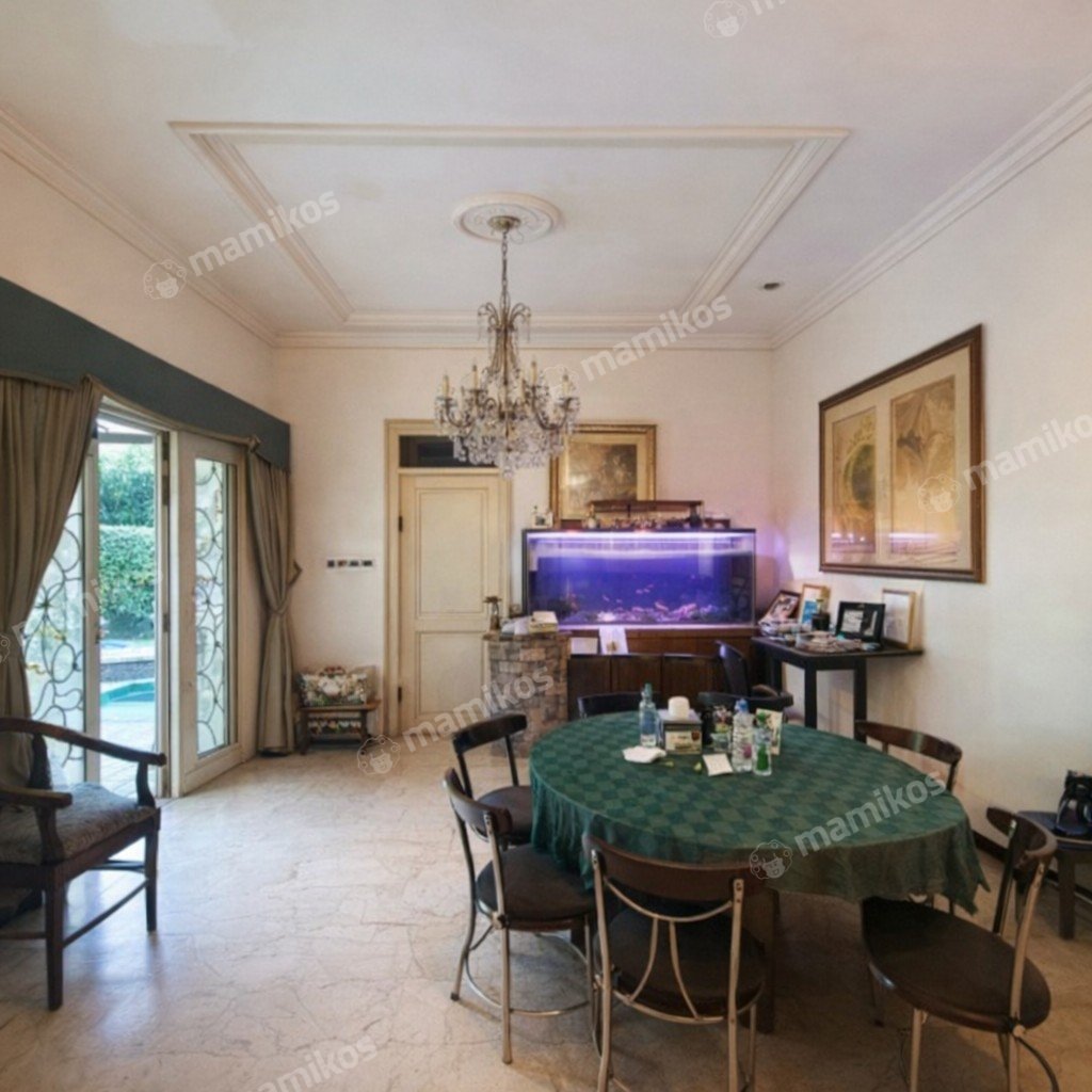 Rumah Sertifikat SHM 4 Kamar Tidur 4 Kamar Mandi Kebayoran Baru Jakarta Selatan - Photo 3