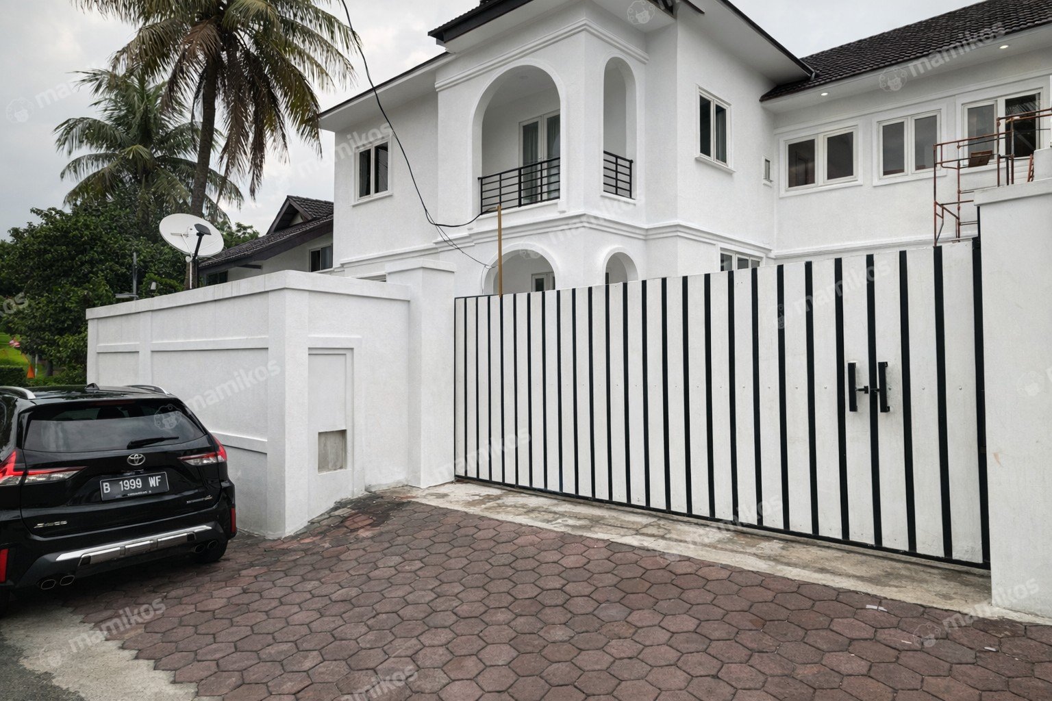 Rumah Sertifikat SHM 7 Kamar Tidur 5 Kamar Mandi Kemang Jakarta Selatan