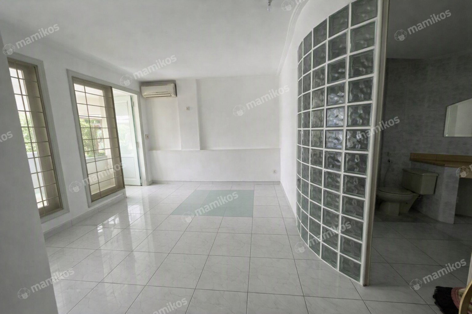 Rumah Sertifikat SHM 4 Kamar Tidur 3 Kamar Mandi Pantai Mutiara Jakarta Utara - Photo 5