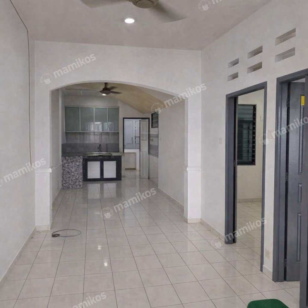Rumah Sertifikat SHM 2 Kamar Tidur 1 Kamar Mandi Raffles Hills Jakarta Timur - Photo 3