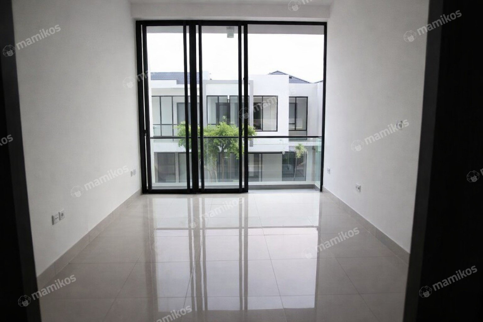Rumah Baru 3 Kamar Tidur 3 Kamar Mandi Pantai Indah Kapuk 2 Jakarta Utara - Photo 2