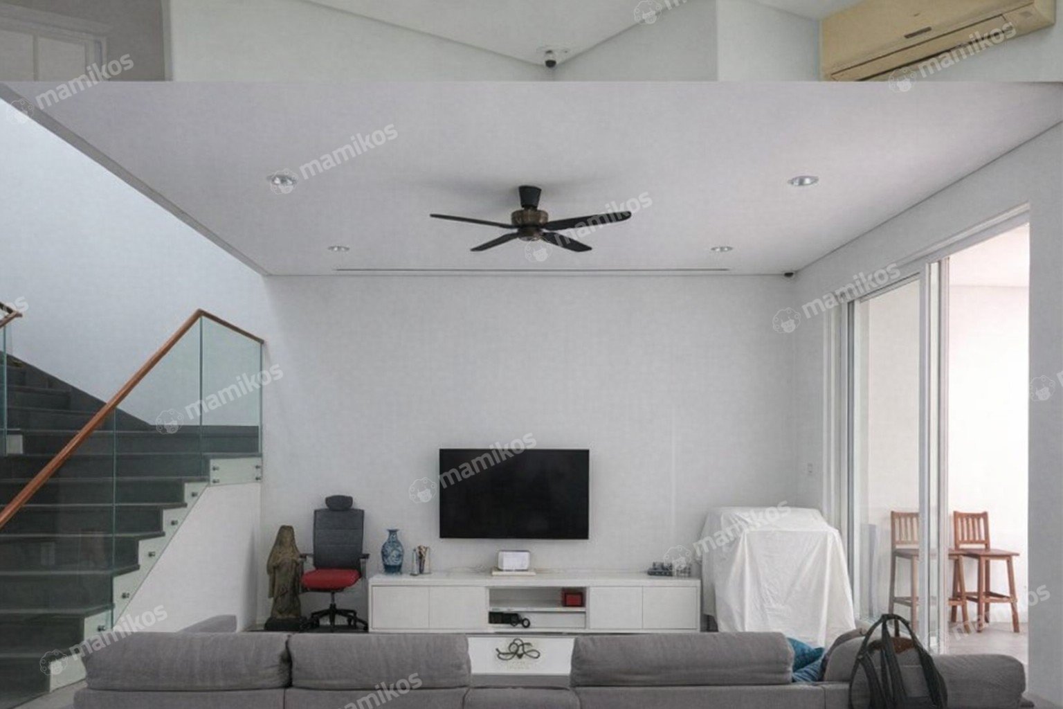 Rumah Sertifikat SHM 4 Kamar Tidur 4 Kamar Mandi Puri Indah Jakarta Barat