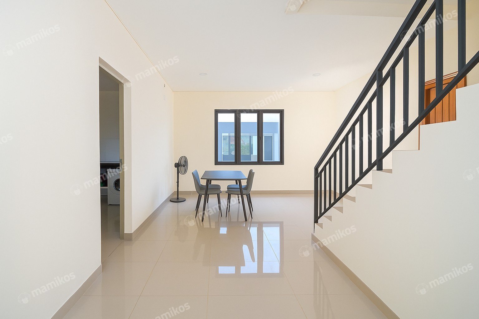 Rumah Sertifikat SHM 5 Kamar Tidur 4 Kamar Mandi Jagakarsa Jakarta Selatan - Photo 3