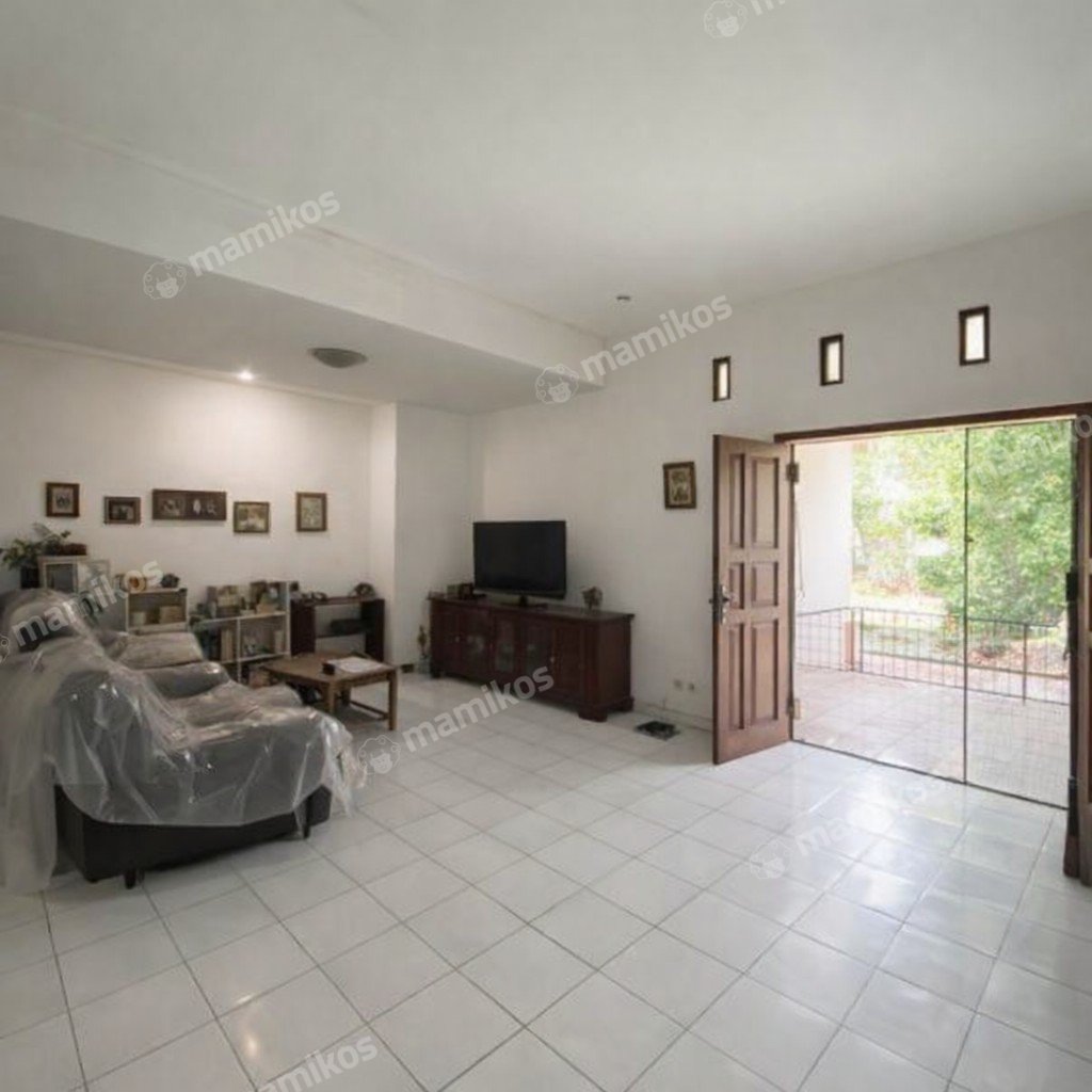 Rumah Sertifikat SHM 4 Kamar Tidur 4 Kamar Mandi Cilandak Jakarta Selatan - Photo 3