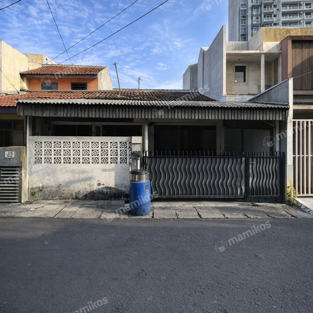 Rumah Sertifikat SHM 3 Kamar Tidur 2 Kamar Mandi Tebet Jakarta Selatan - Photo 3