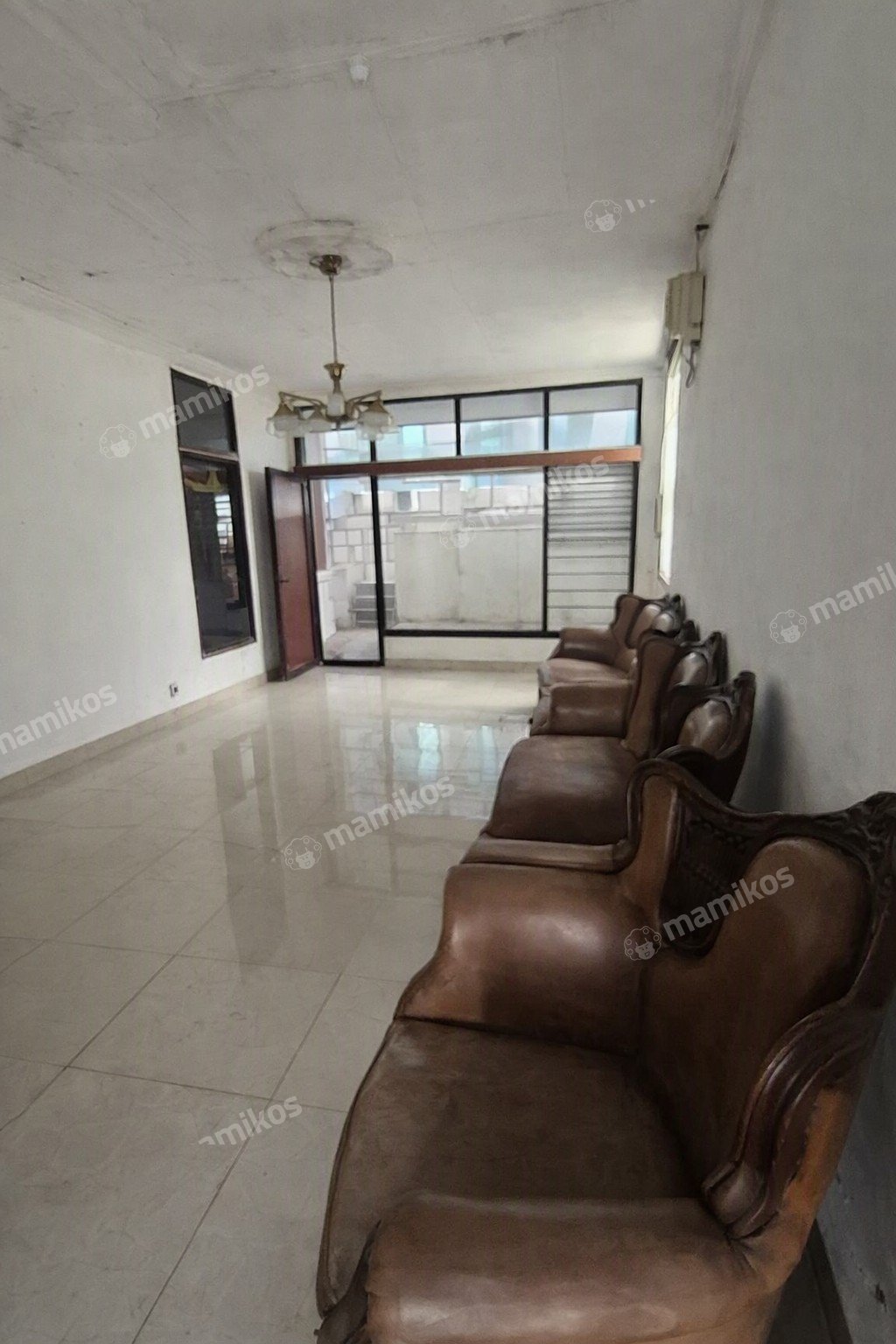 Rumah Sertifikat SHM 4 Kamar Tidur 2 Kamar Mandi Kelapa Gading Jakarta Utara - Photo 2
