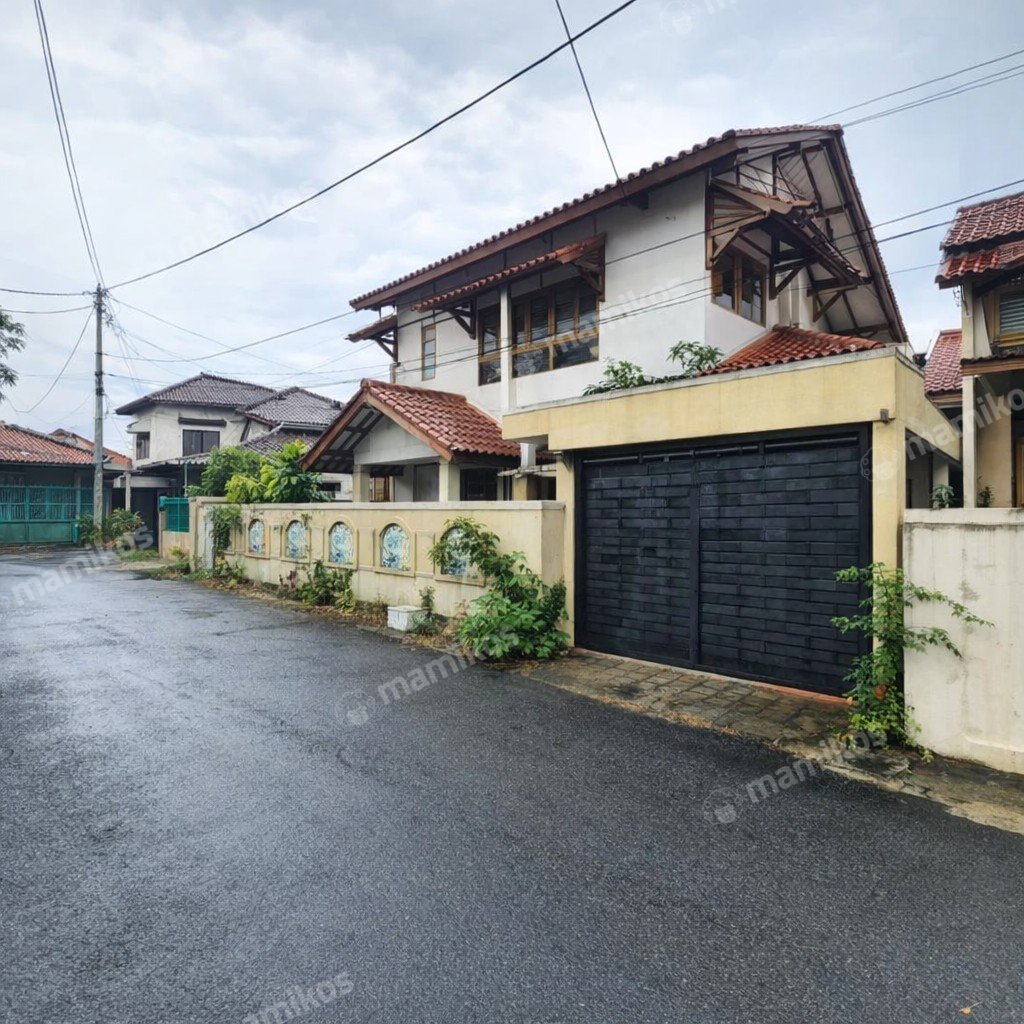 Rumah Sertifikat SHM 5 Kamar Tidur 3 Kamar Mandi Kemanggisan Jakarta Barat - Photo 2
