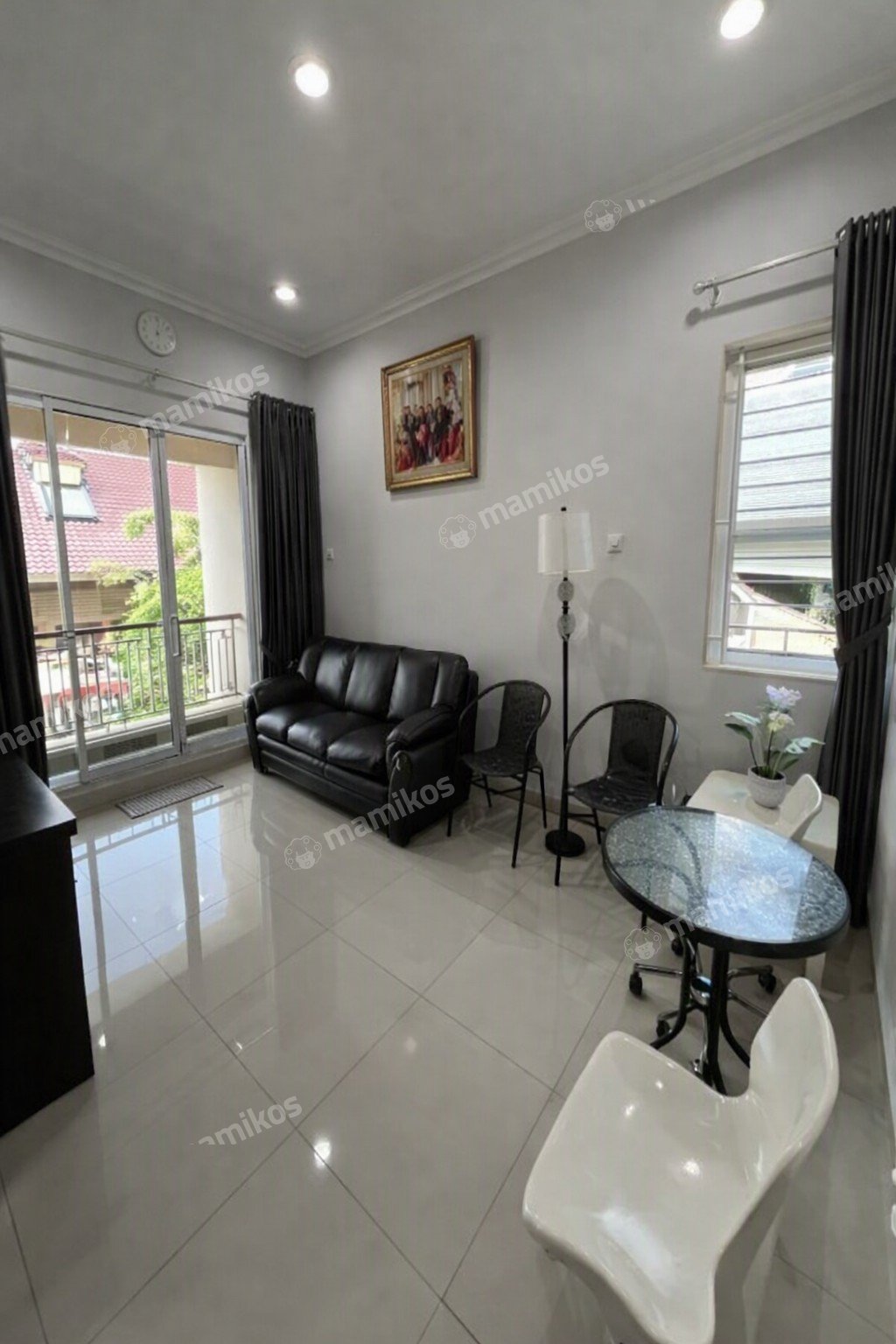 Rumah Sertifikat SHM 5 Kamar Tidur 5 Kamar Mandi Sunter Jakarta Utara - Photo 2