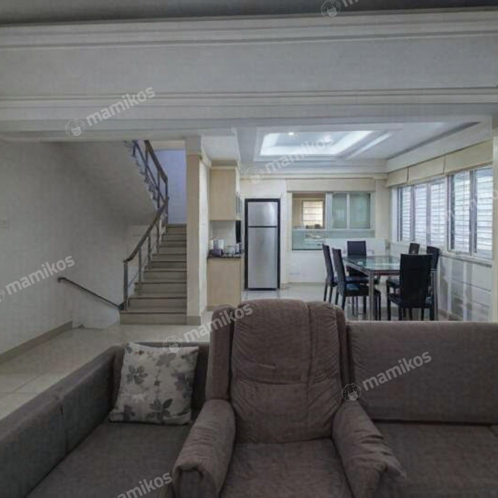 Rumah Sertifikat HGB 4 Kamar Tidur 3 Kamar Mandi Pantai Indah Kapuk Jakarta Utara - Photo 2