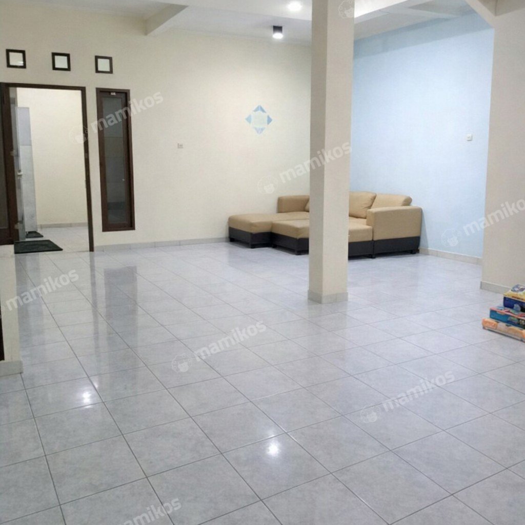 Rumah Sertifikat HGB 3 Kamar Tidur 2 Kamar Mandi Buaran Jakarta Timur - Photo 3