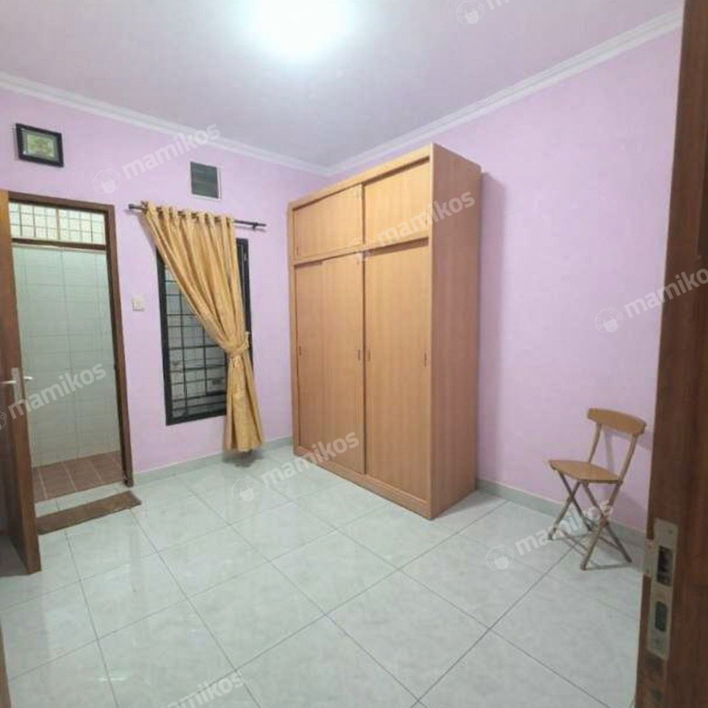 Rumah Sertifikat HGB 3 Kamar Tidur 2 Kamar Mandi Buaran Jakarta Timur - Photo 4