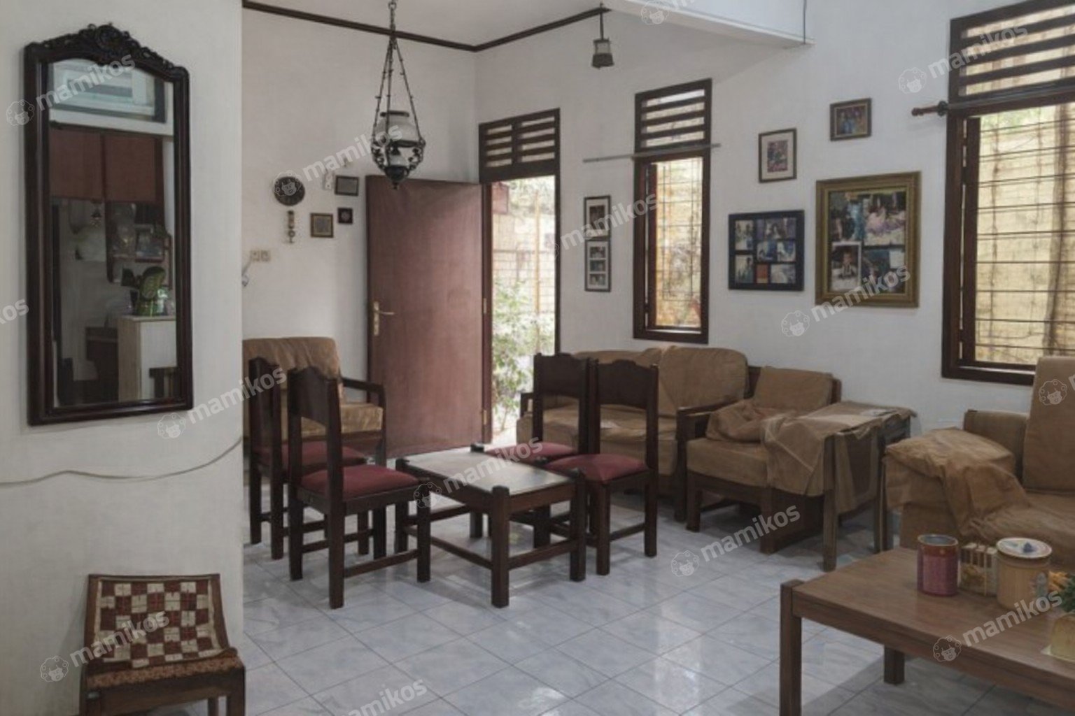 Rumah Sertifikat SHM 7 Kamar Tidur 2 Kamar Mandi Kemanggisan Jakarta Barat - Photo 5
