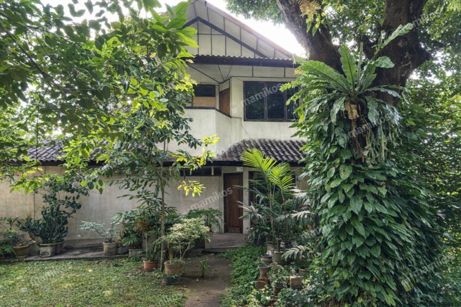 Rumah Sertifikat SHM 6 Kamar Tidur 4 Kamar Mandi Pondok Indah Jakarta Selatan