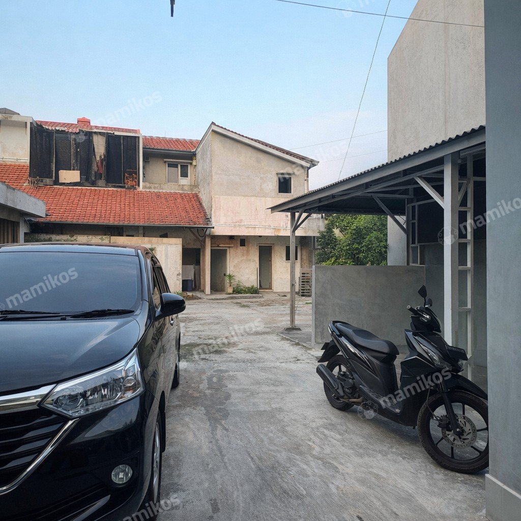 Rumah Sertifikat SHM 7 Kamar Tidur 7 Kamar Mandi Condet Jakarta Timur - Photo 4