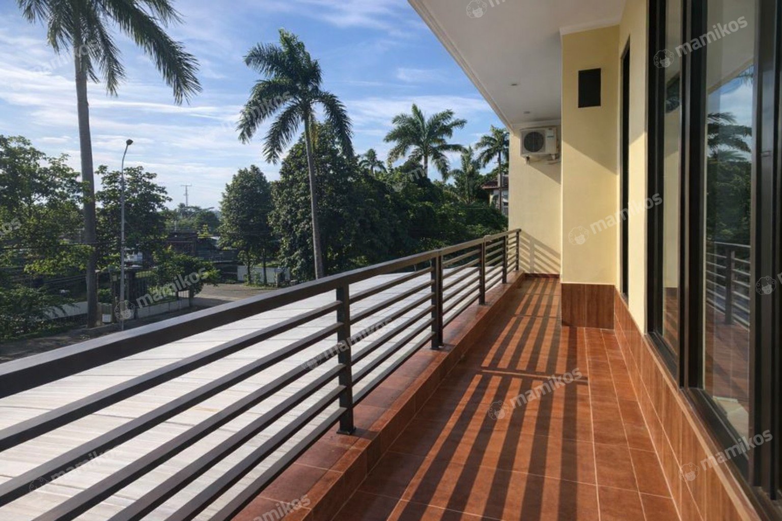 Rumah Sertifikat SHM 7 Kamar Tidur 5 Kamar Mandi Cibubur Jakarta Timur - Photo 3